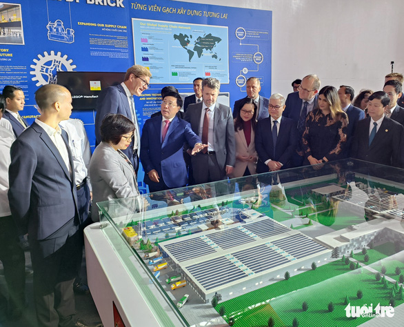 TTO - Đây là dự án đầu tư lớn nhất từ trước đến nay của doanh nghiệp Đan Mạch vào Việt Nam, và là một phần trong chiến lược mở rộng mạng lưới chuỗi cung ứng của Tập đoàn LEGO