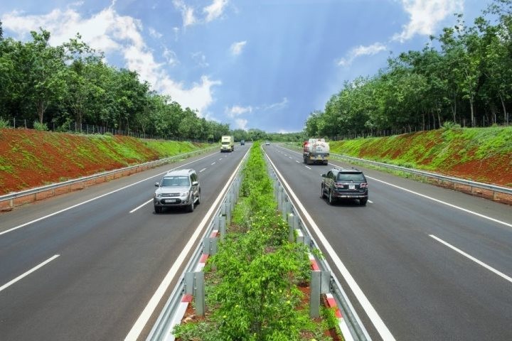 TP HCM dự chi 2.000 tỷ đồng làm đường nối Vành đai 2 với cao tốc Chơn Thành
