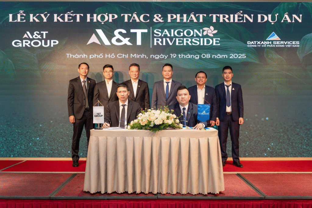 Lễ ký kết hợp tác và phát triển dự án A&T Saigon Riverside giữa Chủ đầu tư A&T Group và Đơn vị Triển khai DXMD Vietnam