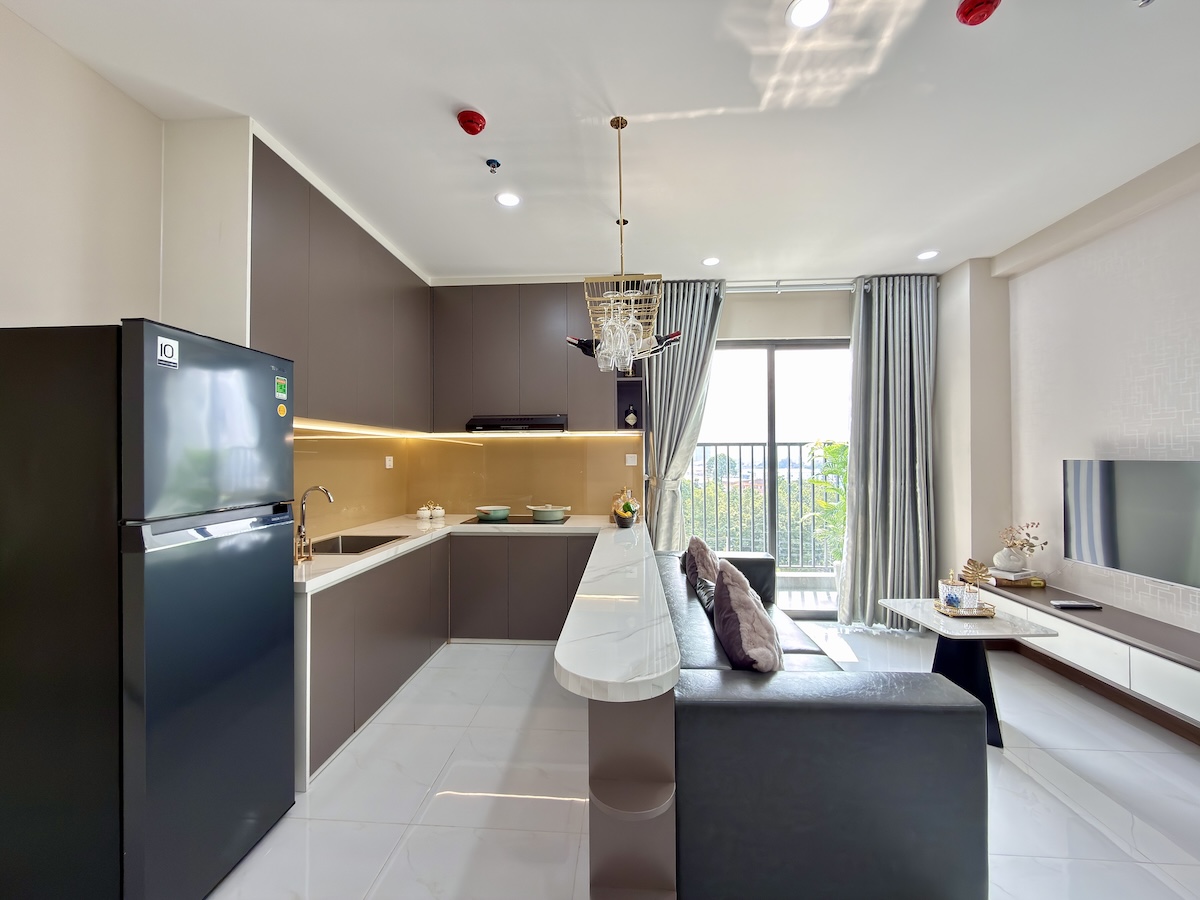 Khu vực bếp căn hộ Diamond Boulevard